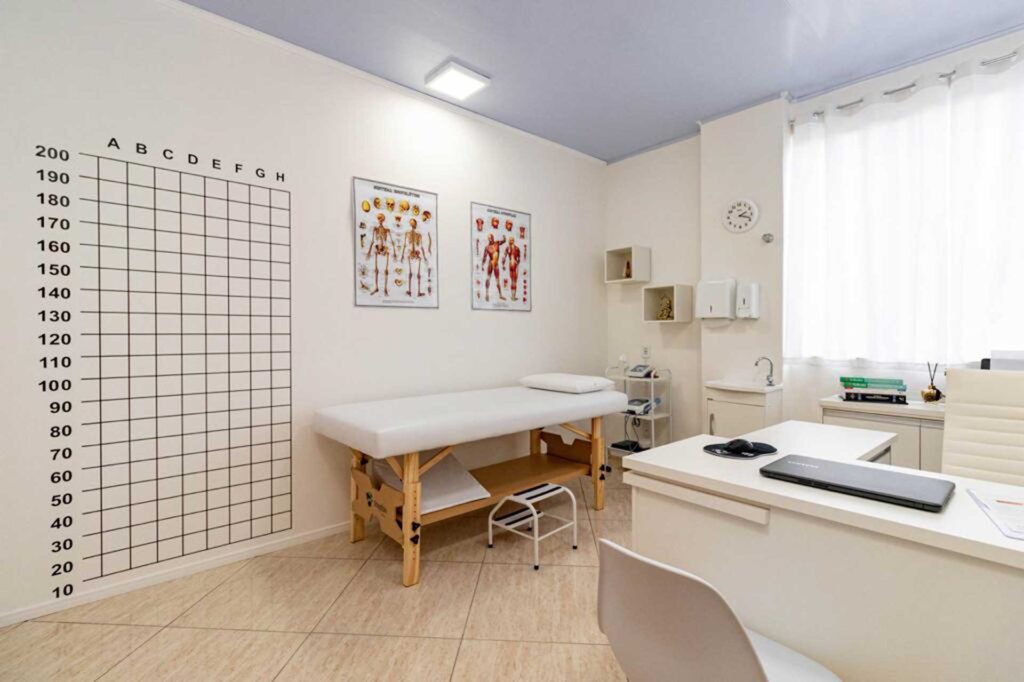 Sala de atendimento de fisioterapia da Uniclin